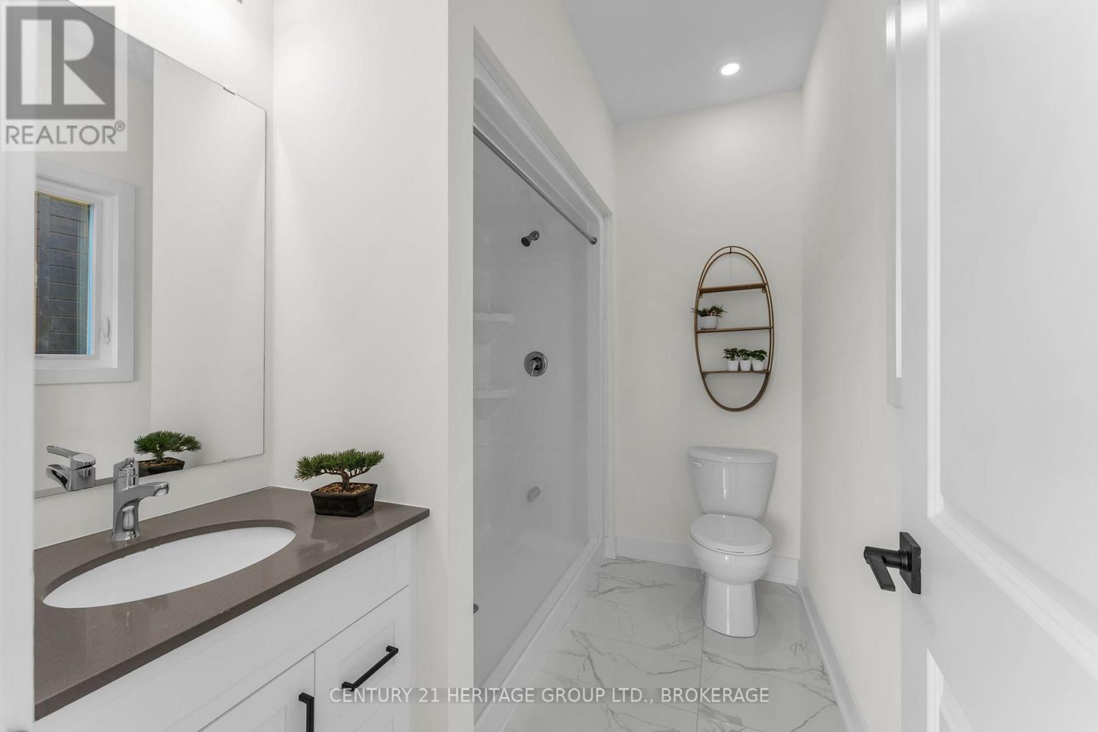 56 Dusenbury Drive Property Photo 20