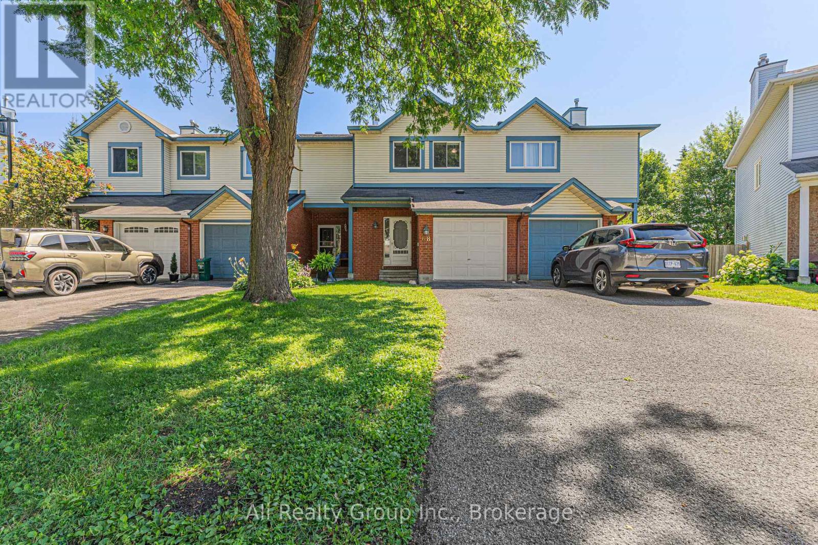 68 Piper Crescent Property Photo 1