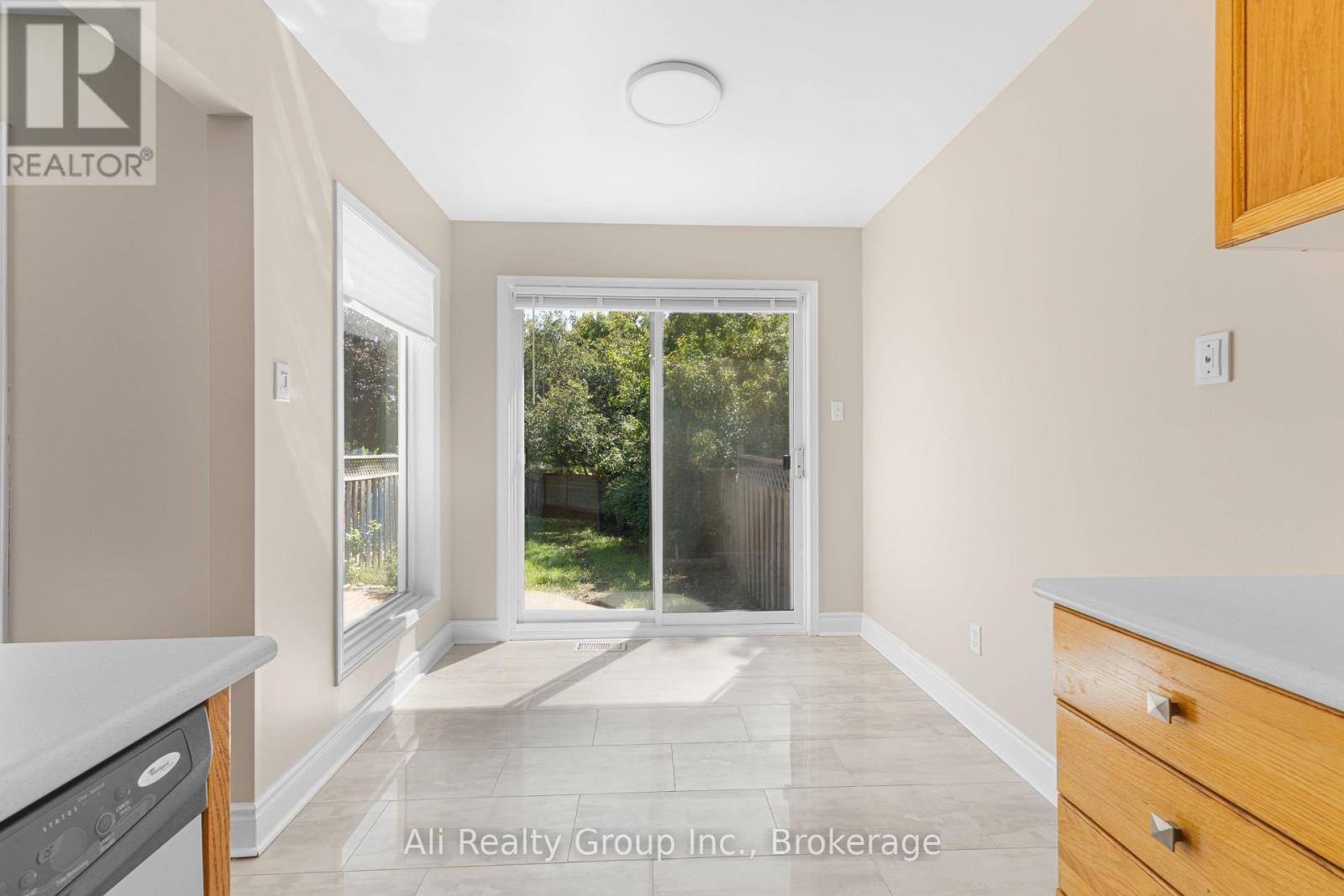68 Piper Crescent Property Photo 8