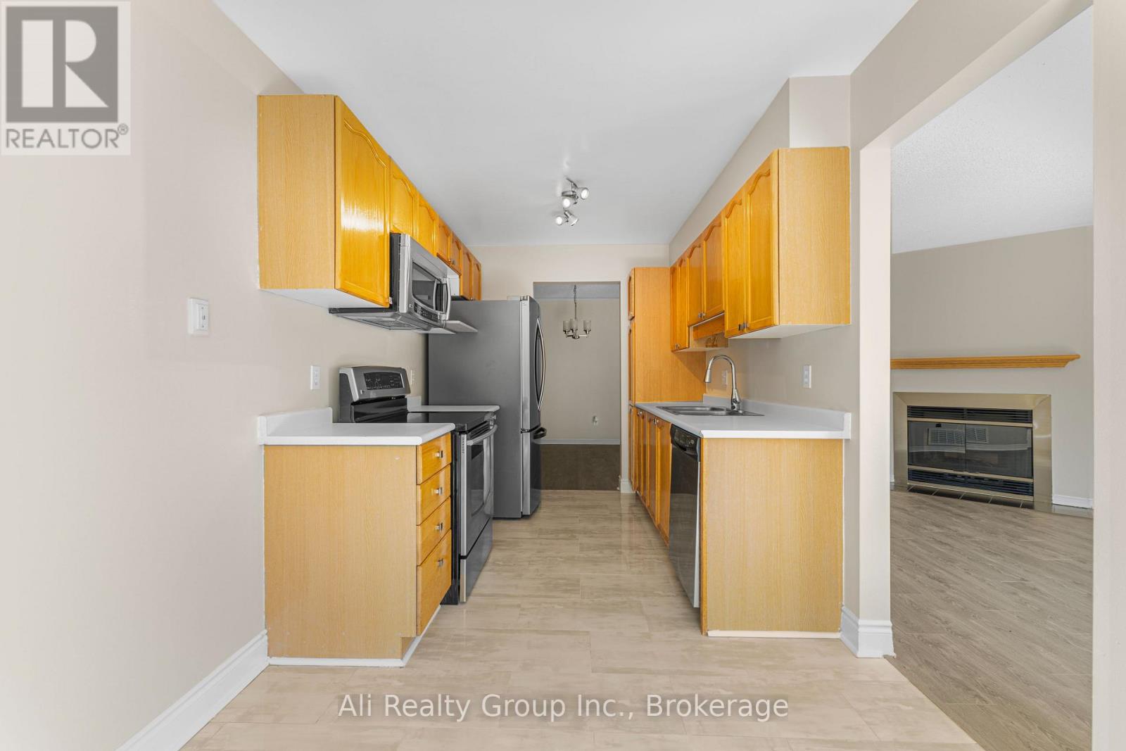 68 Piper Crescent Property Photo 9