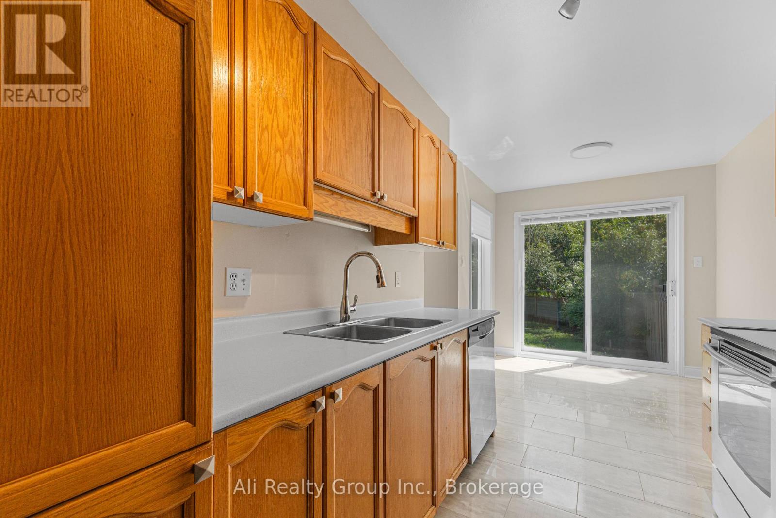 68 Piper Crescent Property Photo 11