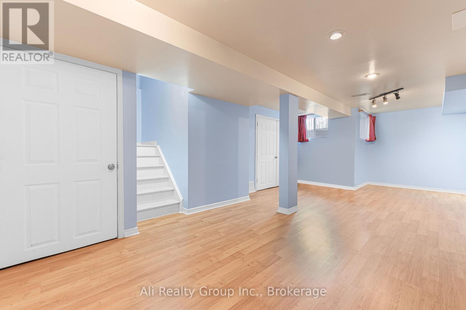 68 Piper Crescent Property Photo 22