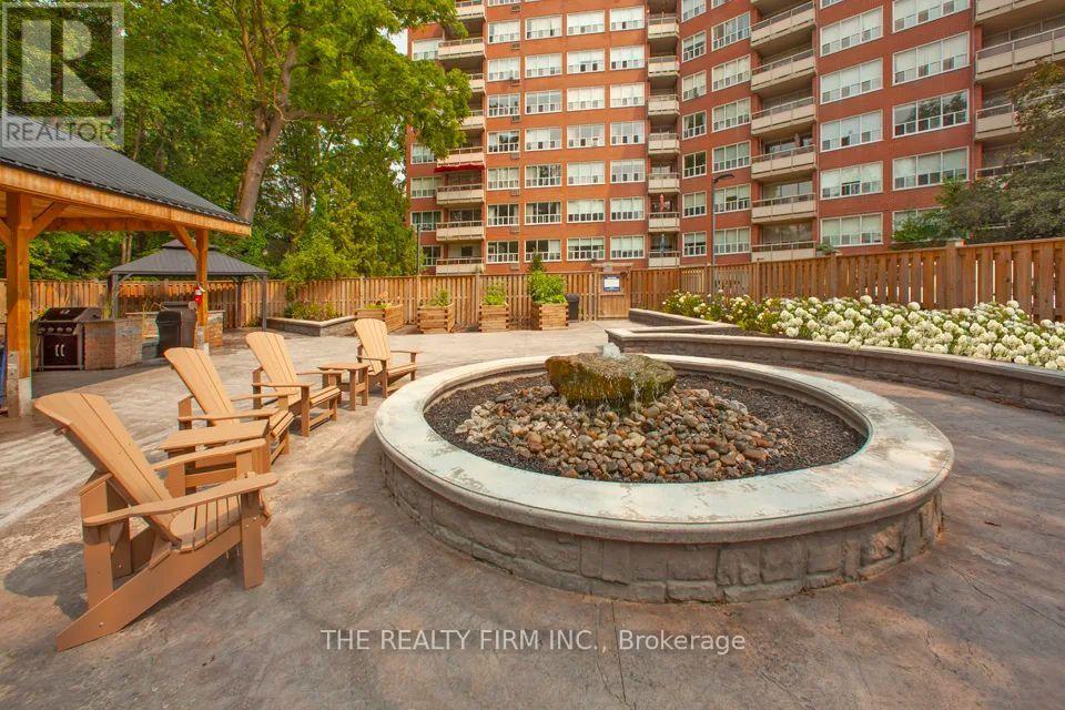 209 - 10 BEECHWOOD PLACE Property Photo 1