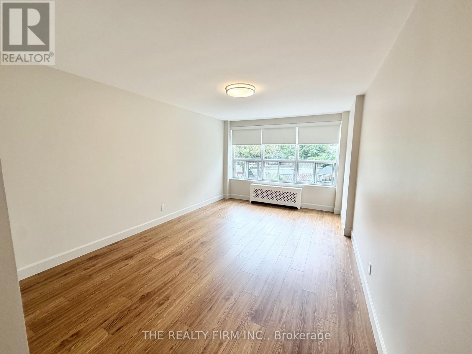 209 - 10 Beechwood Place Property Photo 10