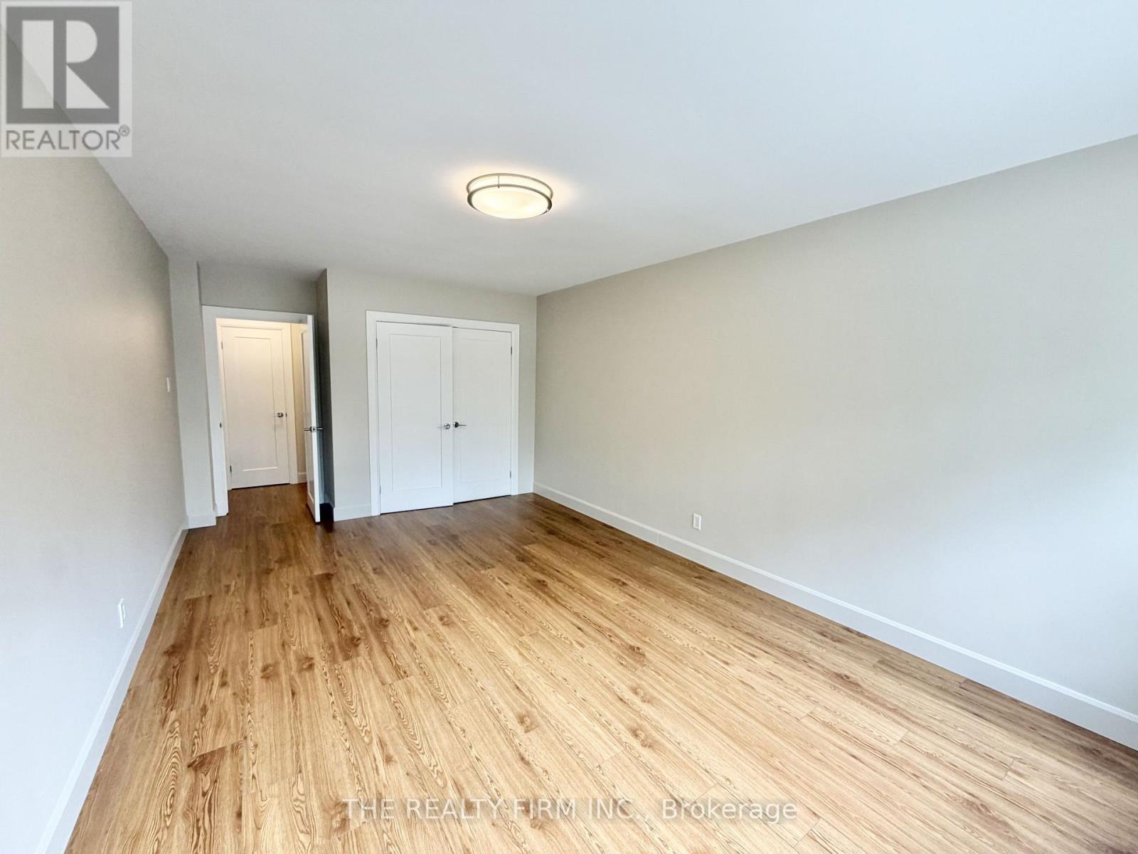 209 - 10 Beechwood Place Property Photo 11