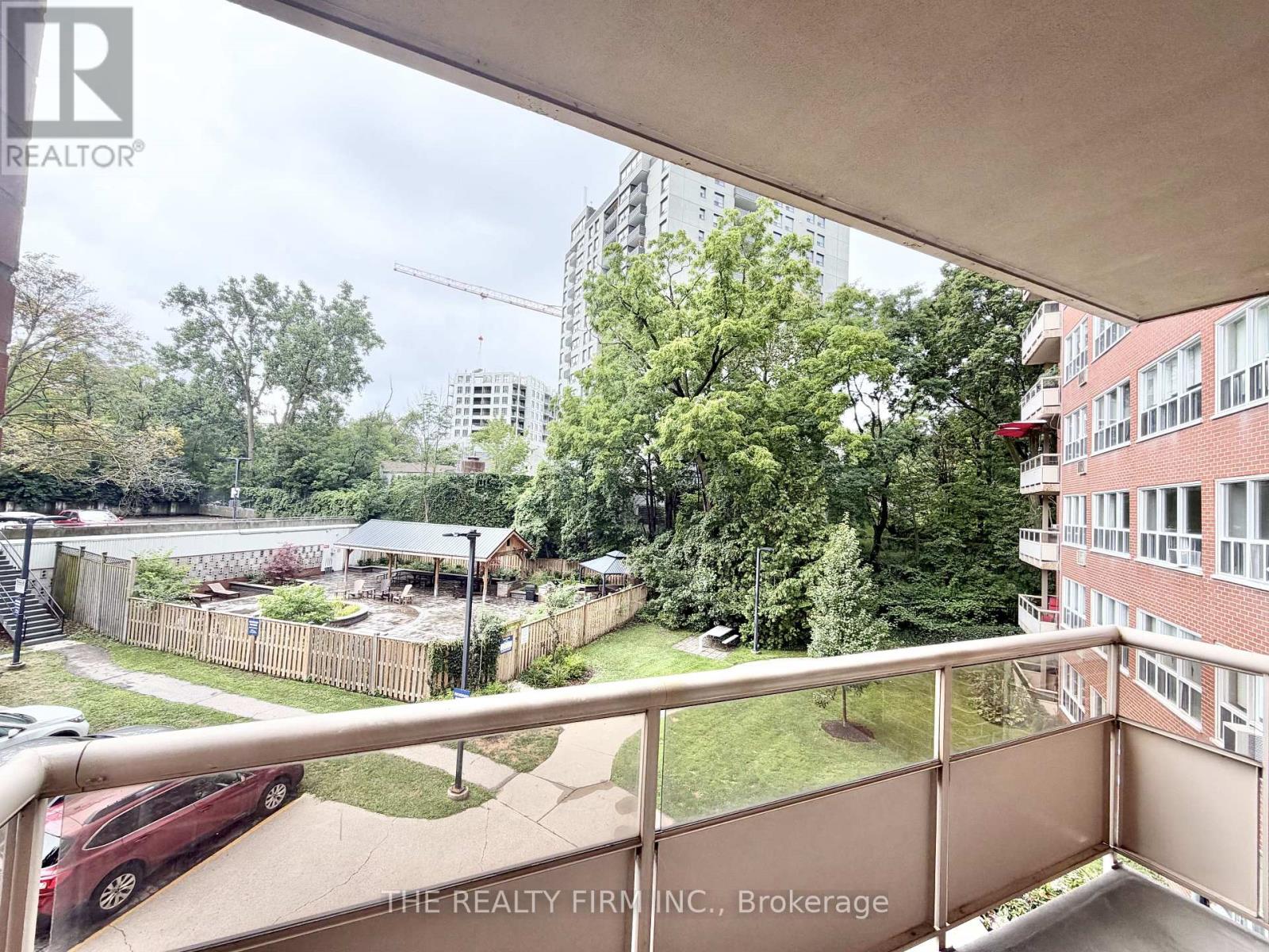 209 - 10 Beechwood Place Property Photo 12