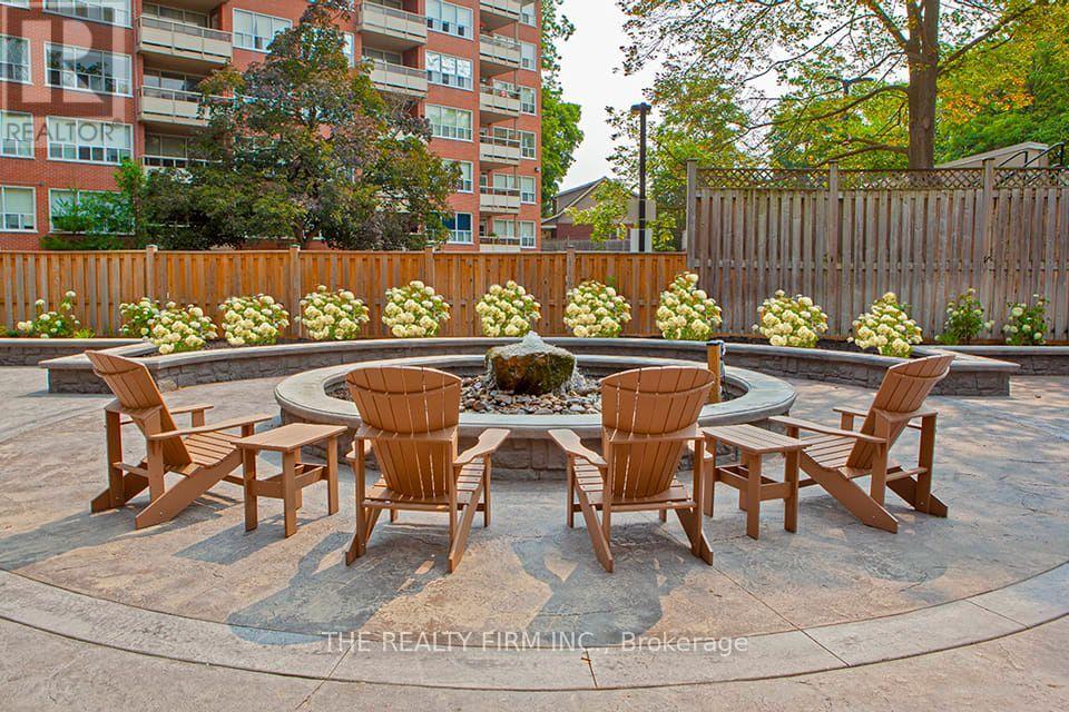 209 - 10 Beechwood Place Property Photo 16
