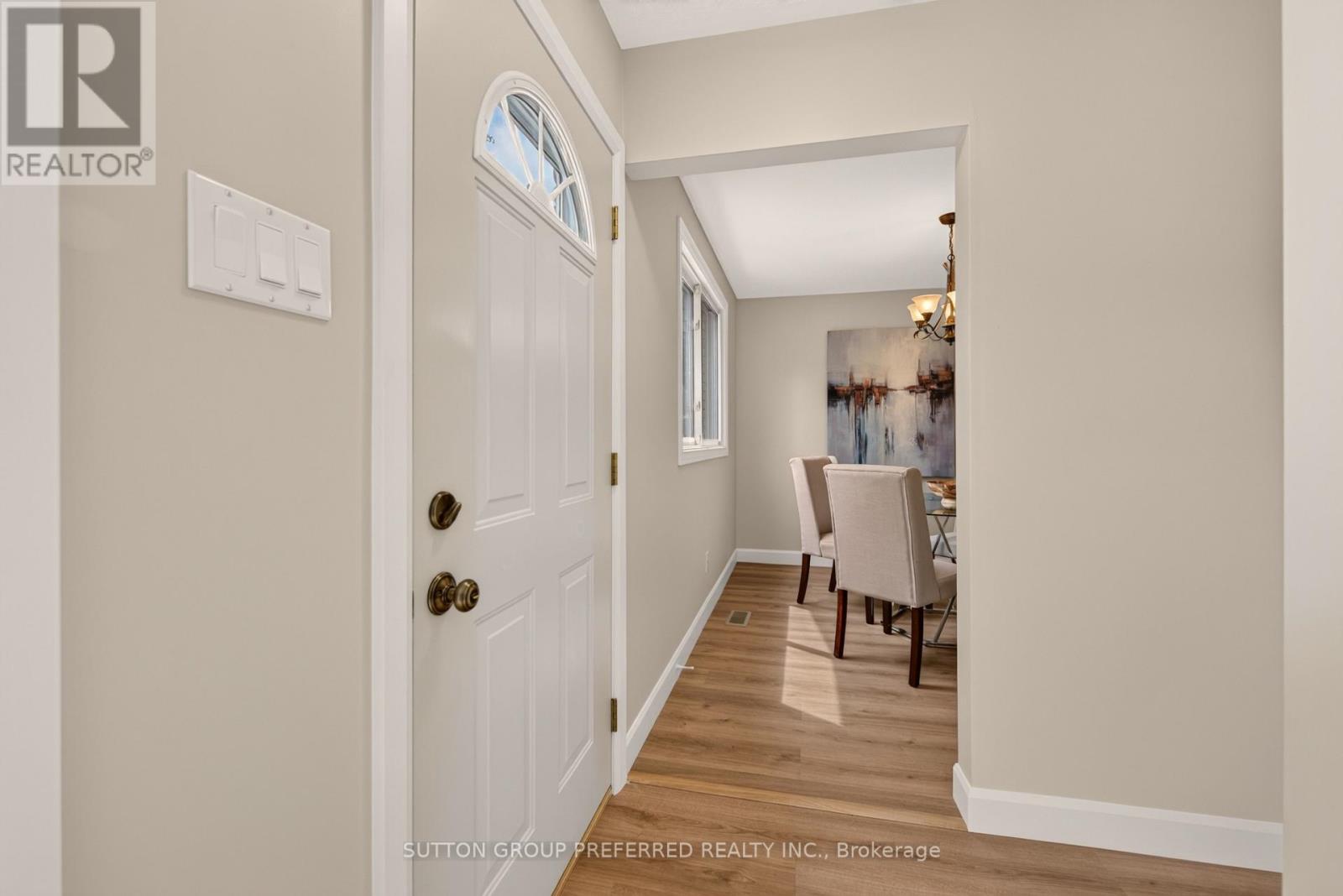 53 Renny Crescent Property Photo 10