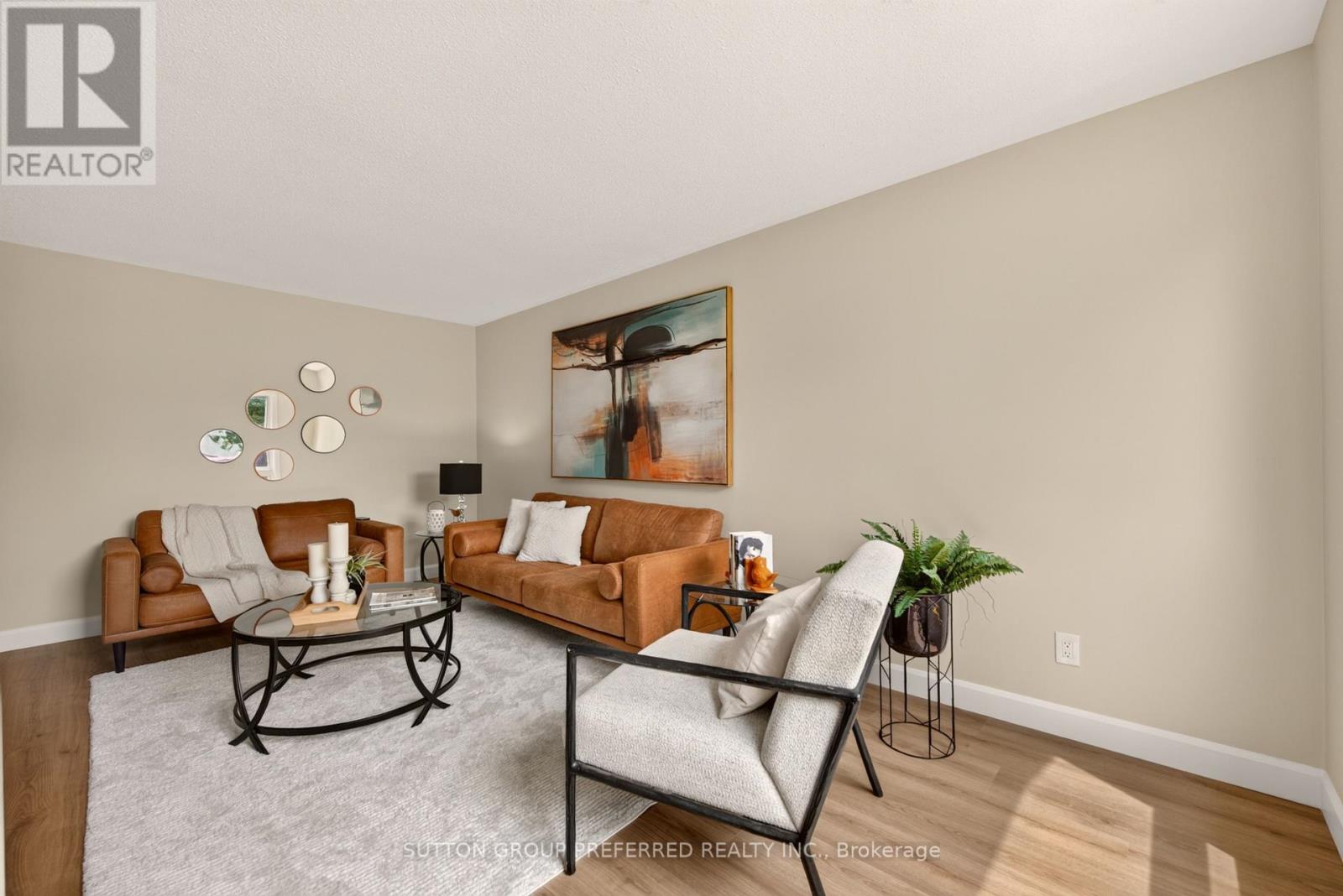 53 Renny Crescent Property Photo 11