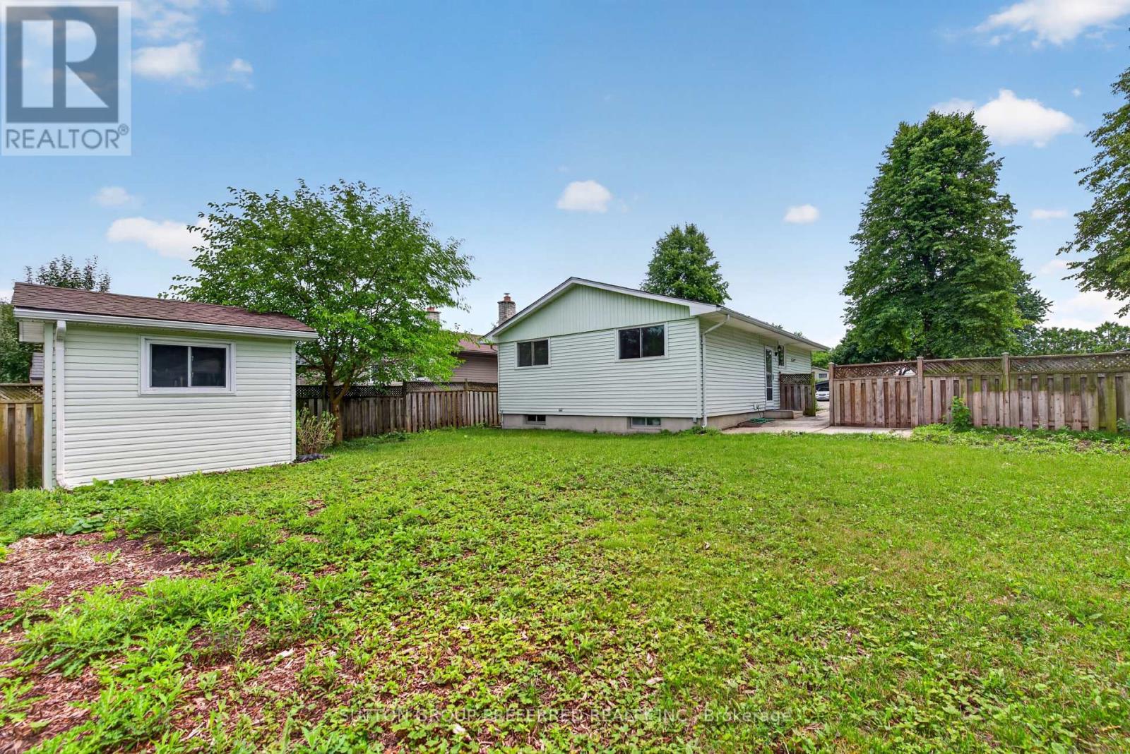 53 Renny Crescent Property Photo 41