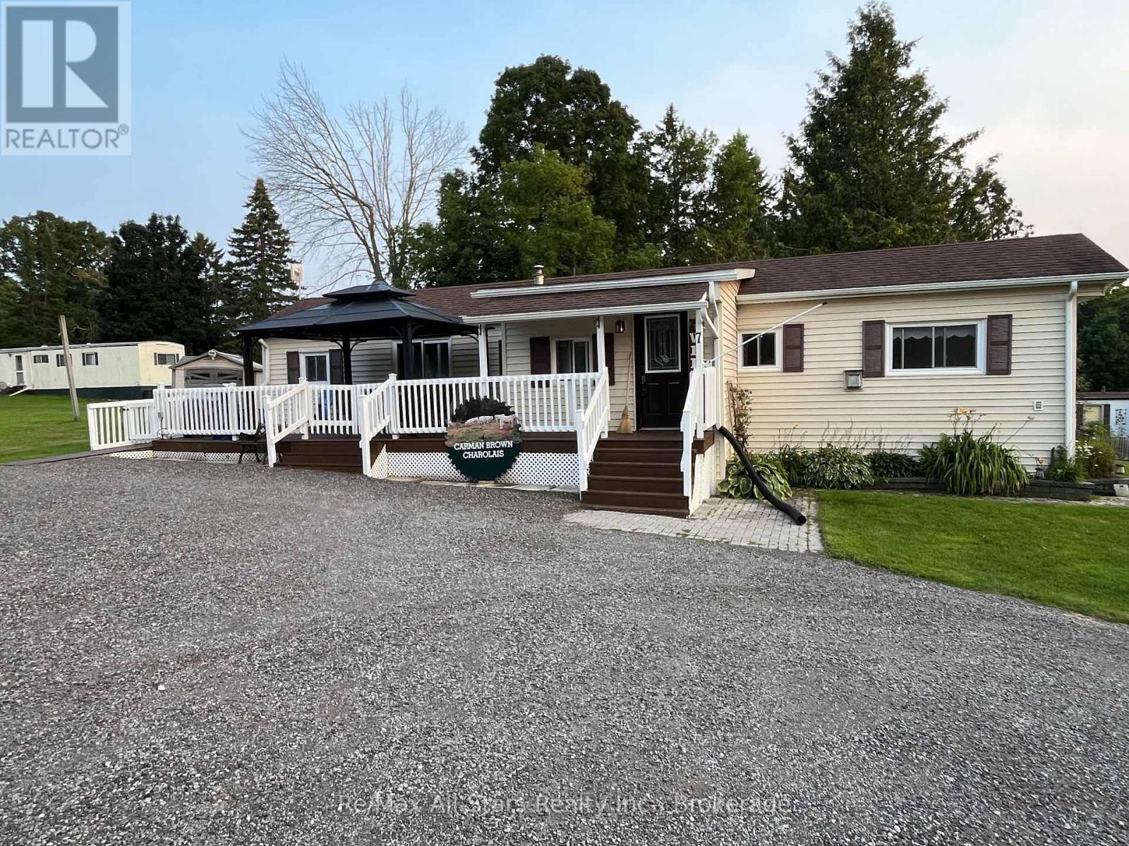 7 Marlene Drive Property Photo 1