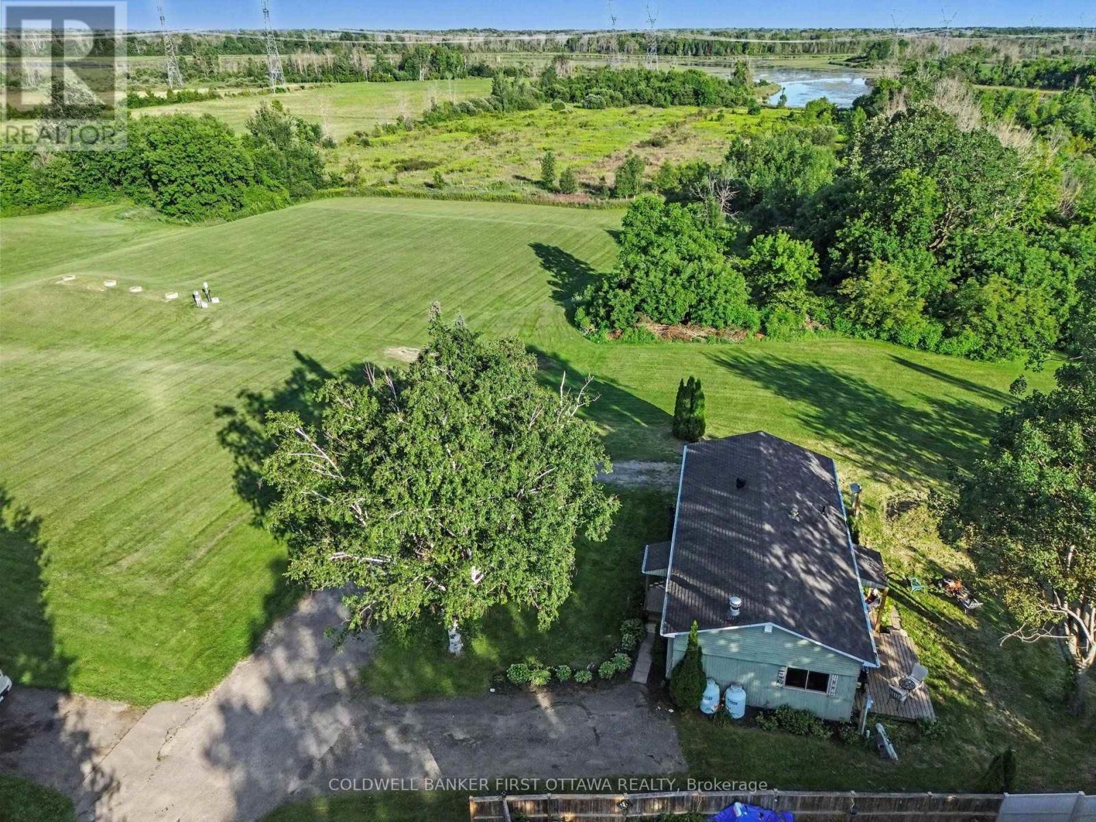 17 Bridle Path Property Photo 31