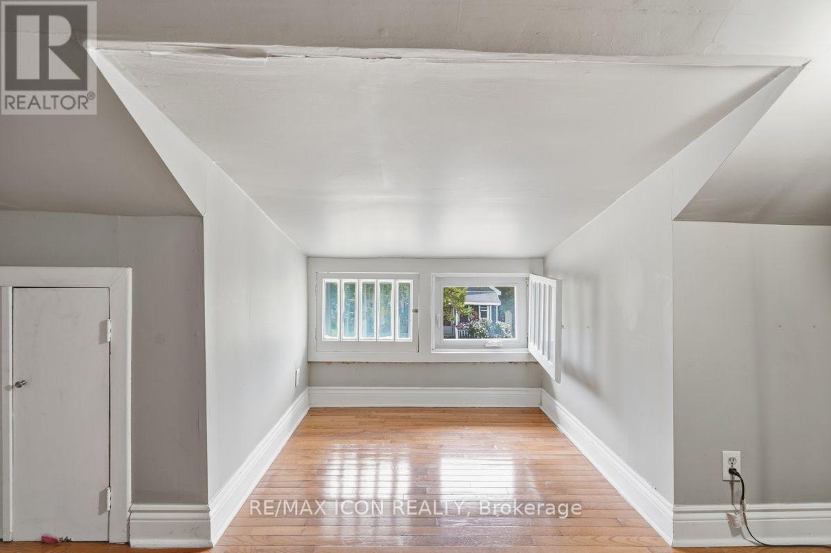 31 Mount Pleasant Avenue Property Photo 25