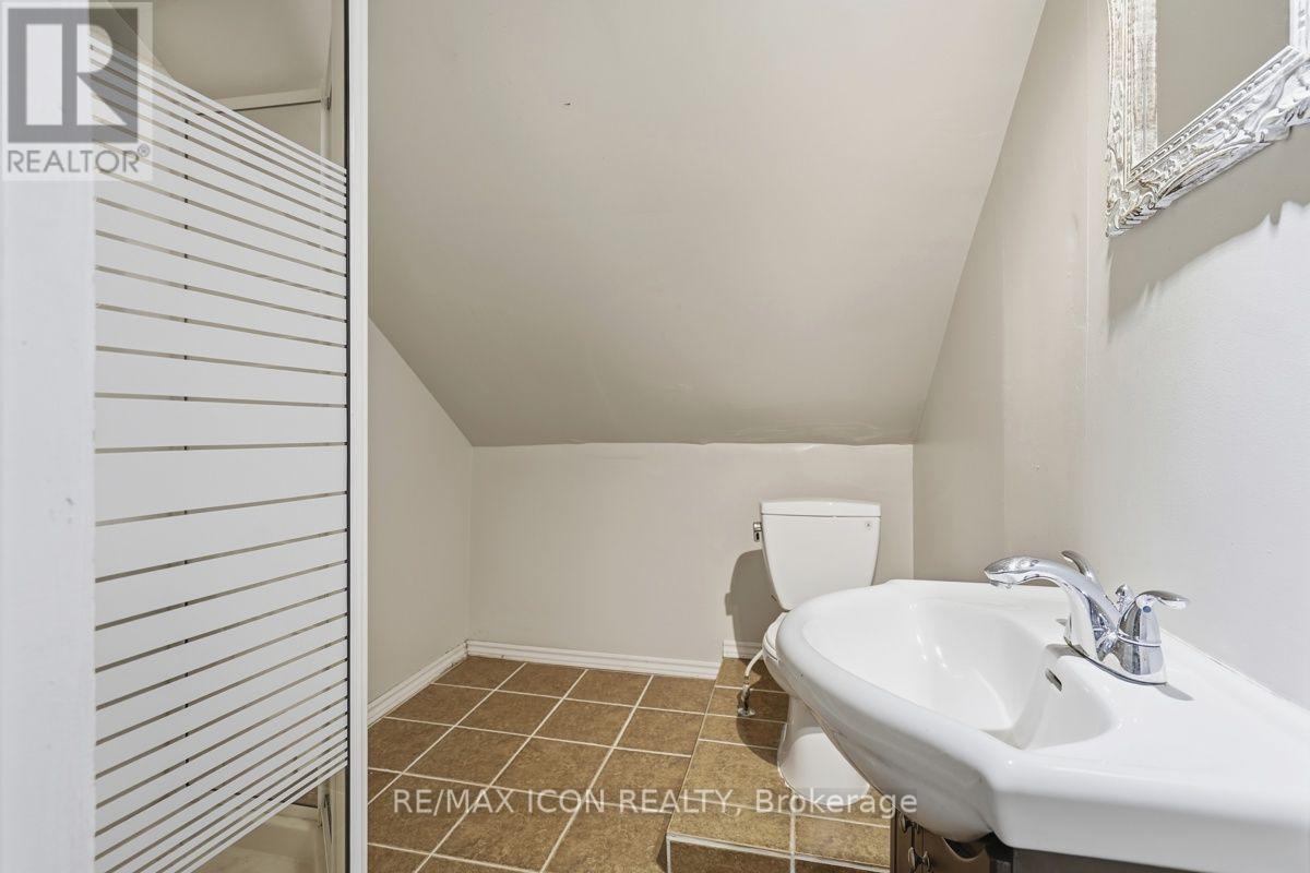 31 Mount Pleasant Avenue Property Photo 28