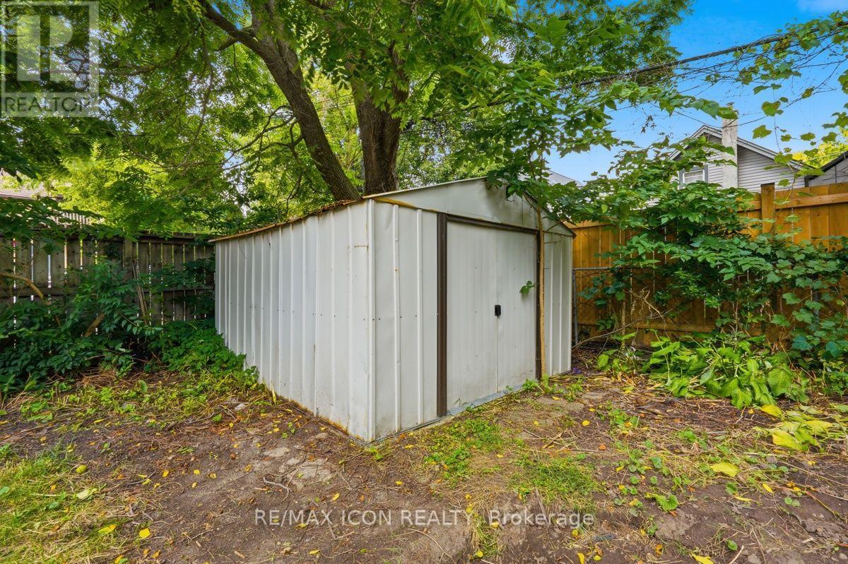 31 Mount Pleasant Avenue Property Photo 39