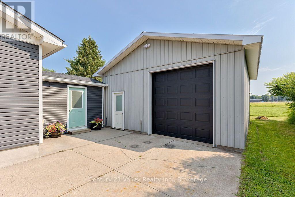 785 Eighth Street Property Photo 2