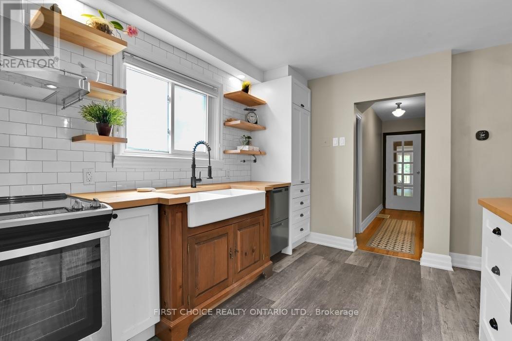 9 Huron Avenue Property Photo 8