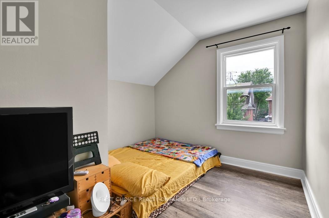 9 Huron Avenue Property Photo 26
