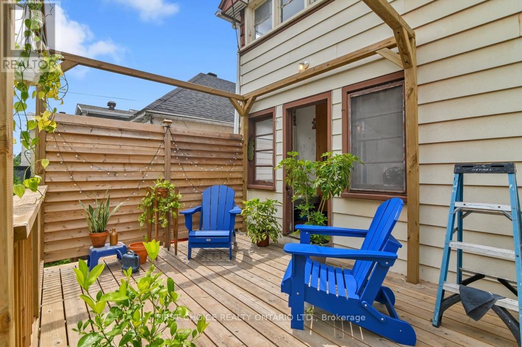 9 Huron Avenue Property Photo 28
