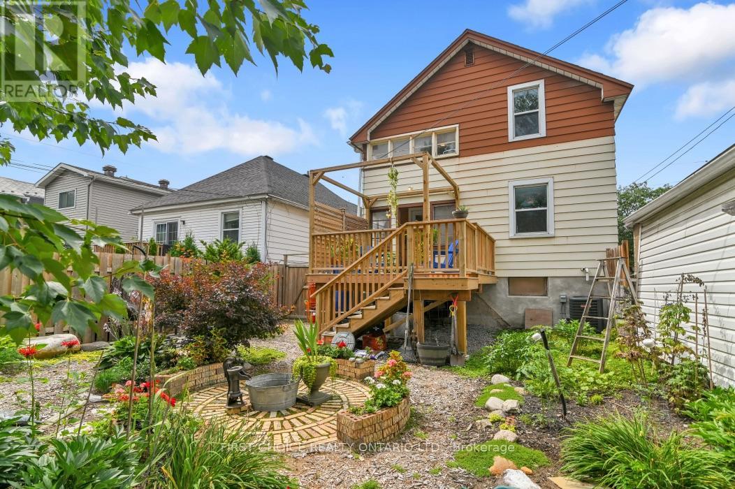 9 Huron Avenue Property Photo 35