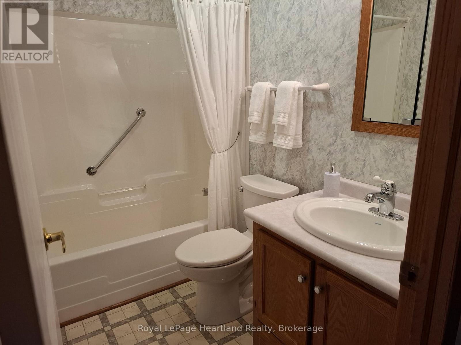 65 Cherokee Lane Property Photo 13