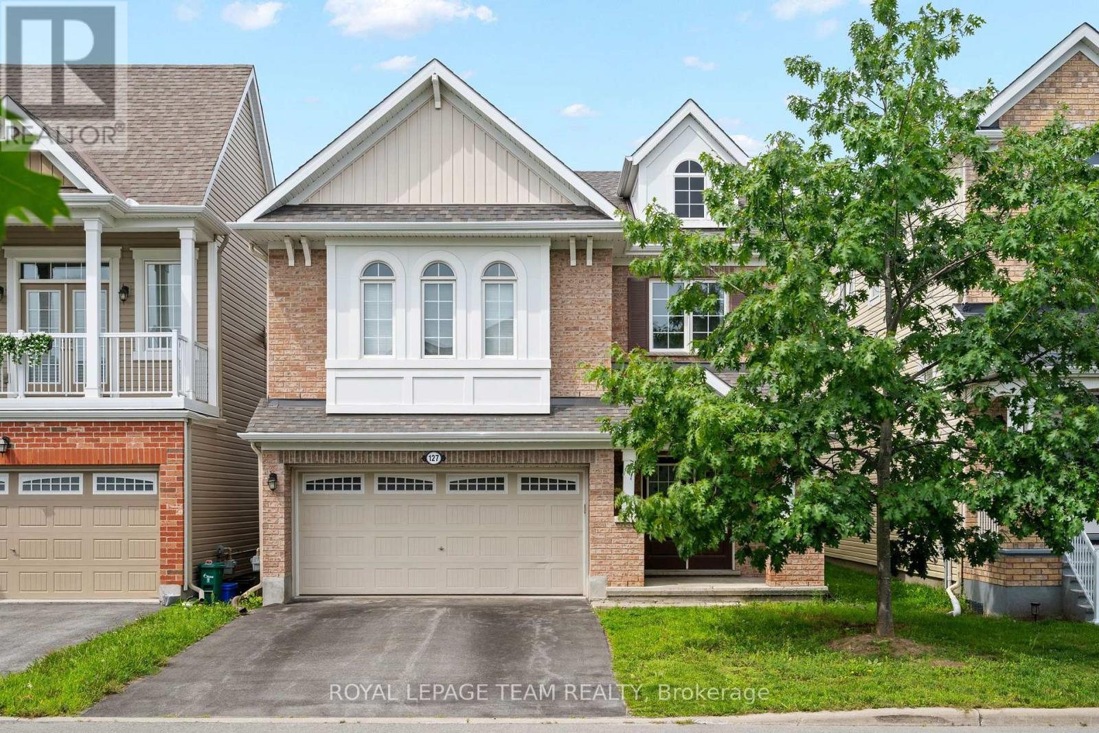 127 Solaris Drive Property Photo 1