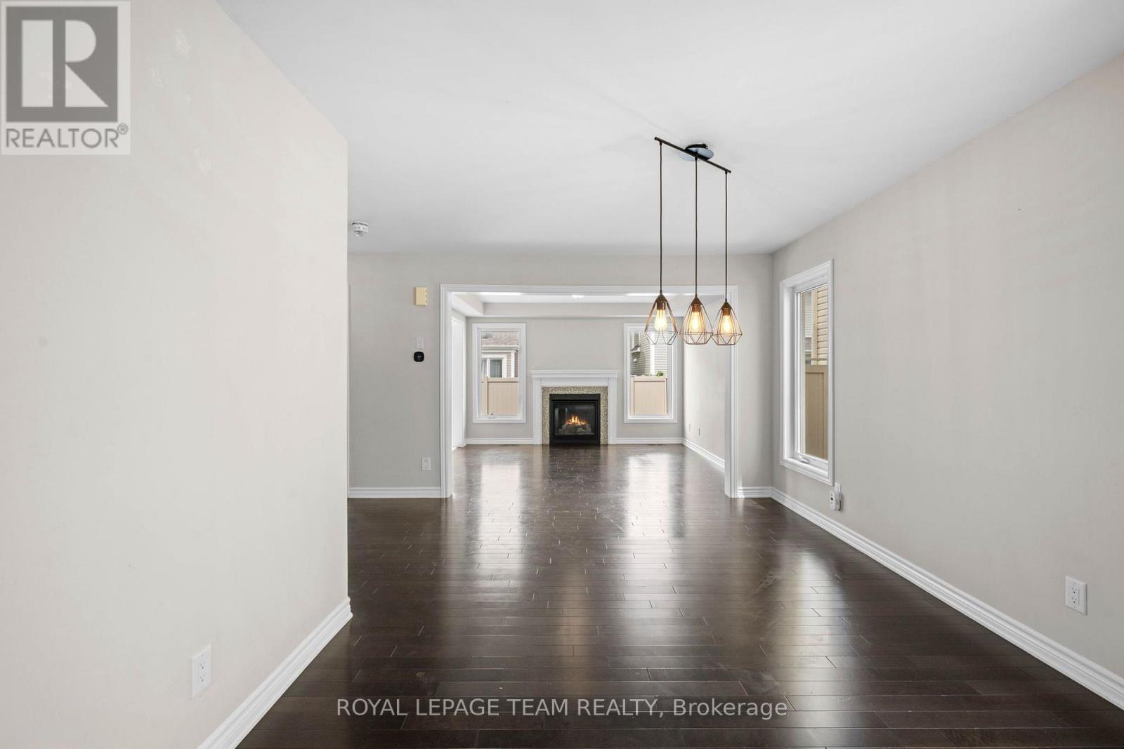 127 Solaris Drive Property Photo 3