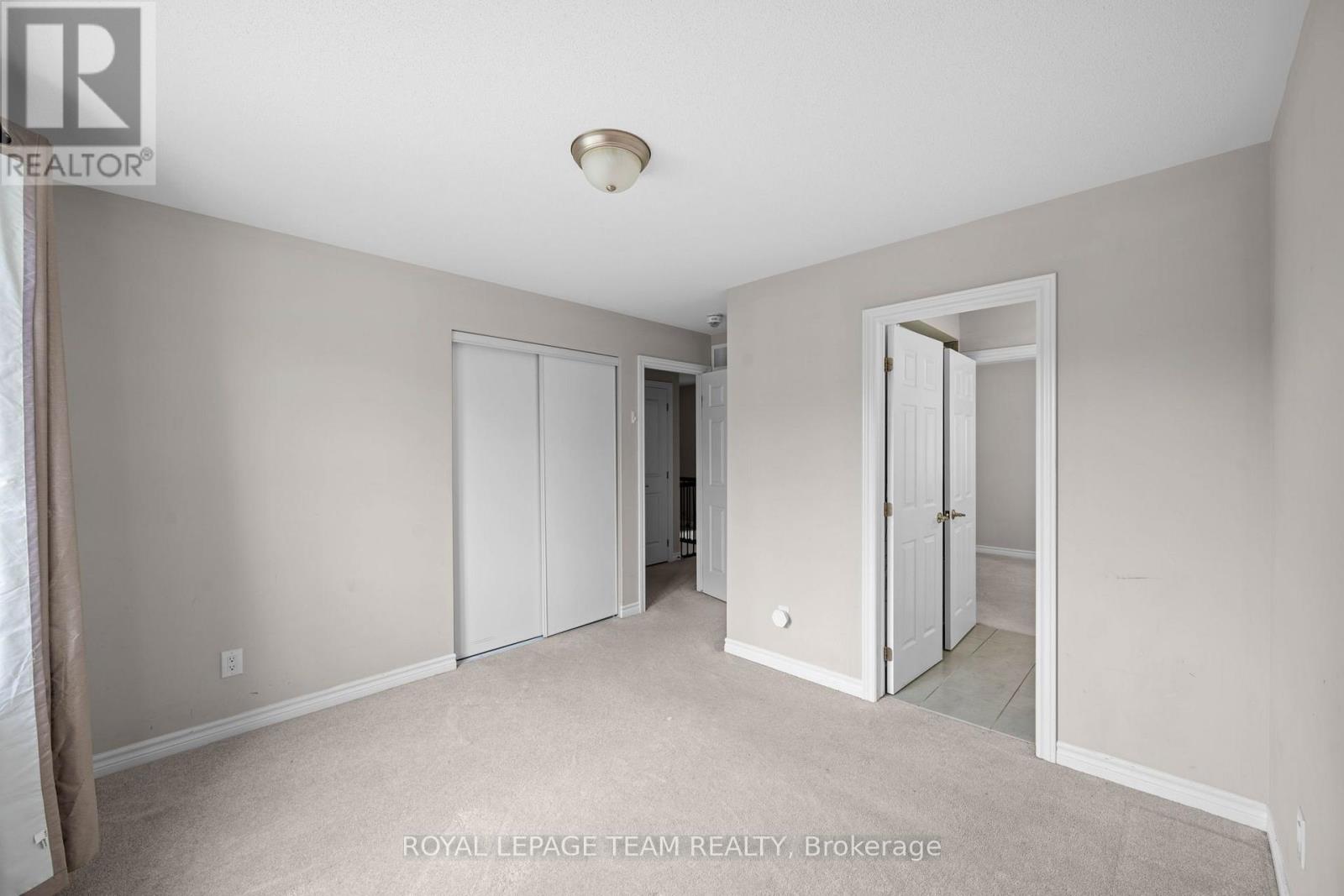 127 Solaris Drive Property Photo 23