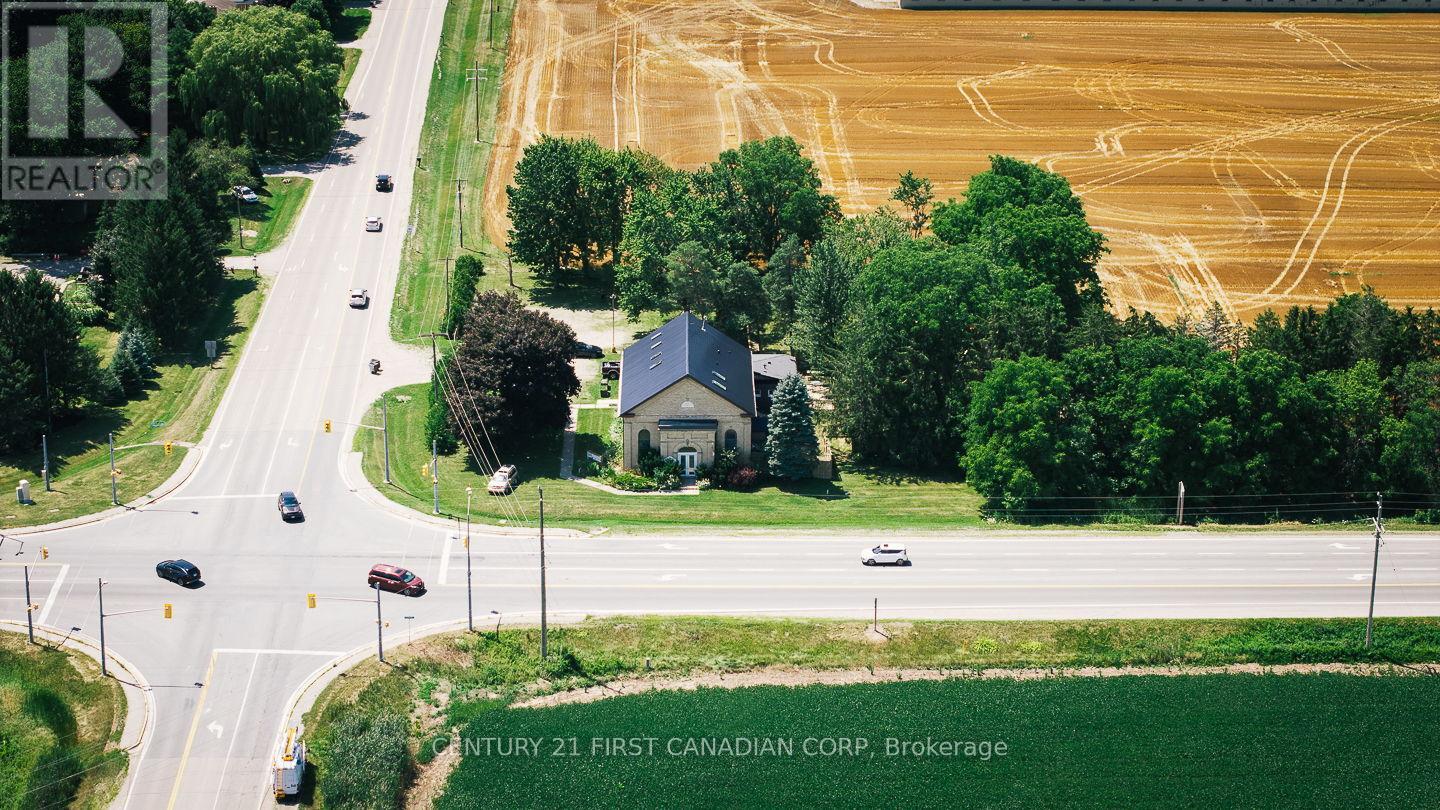 14310 Ilderton Road Property Photo 17