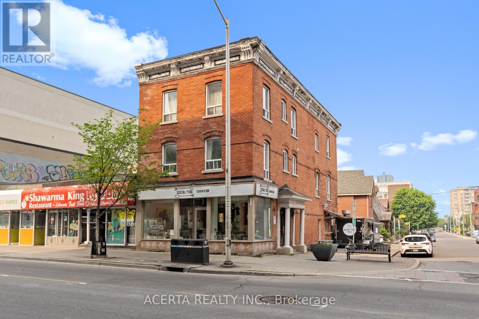 399 BANK STREET