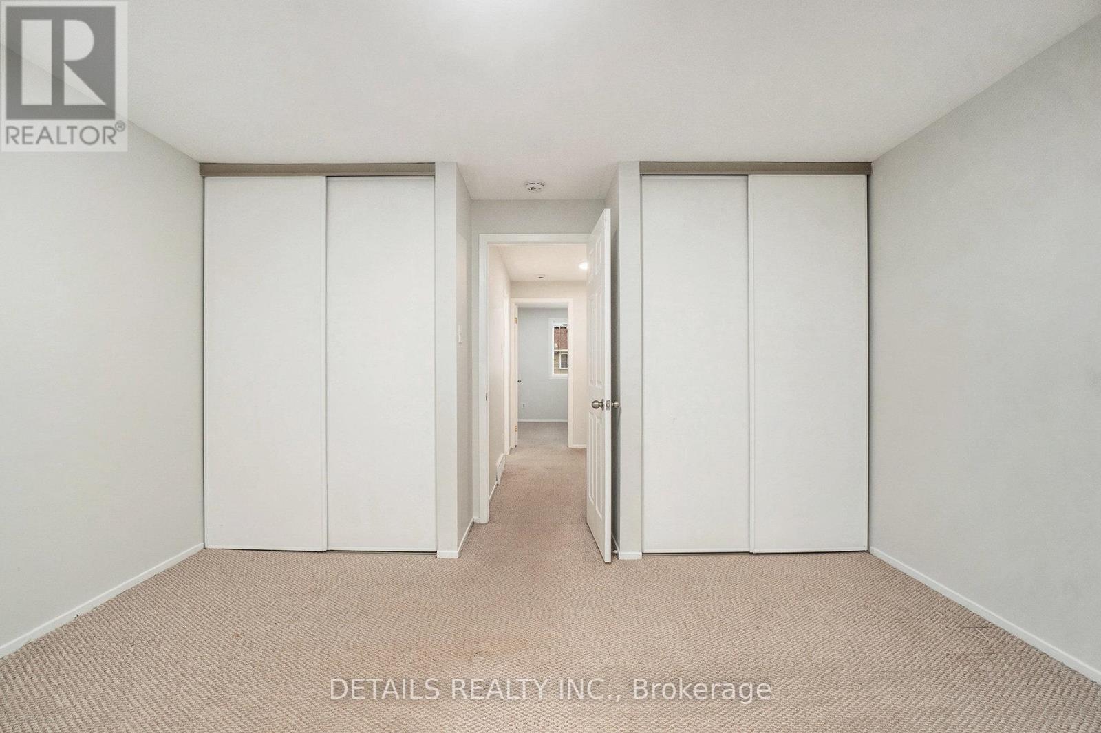 D - 144 Valley Stream Drive Property Photo 12