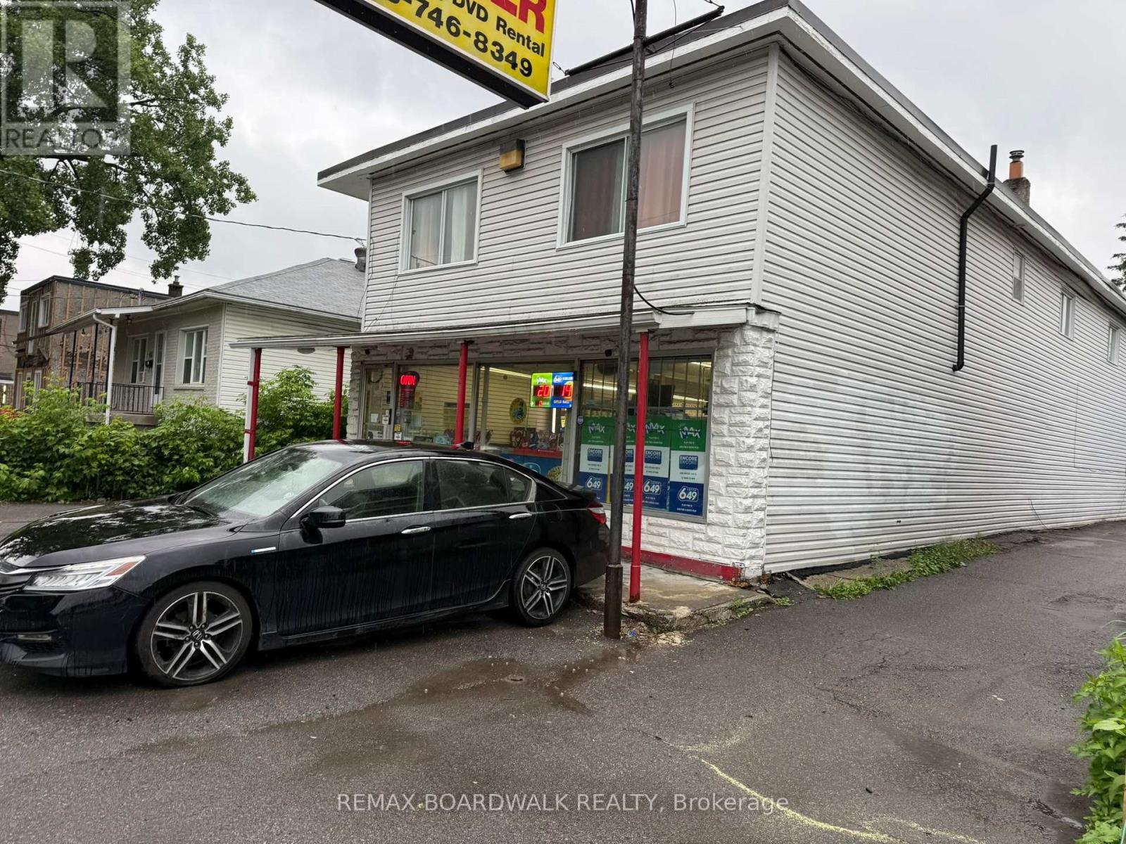 40 Jolliet Avenue Property Photo 3