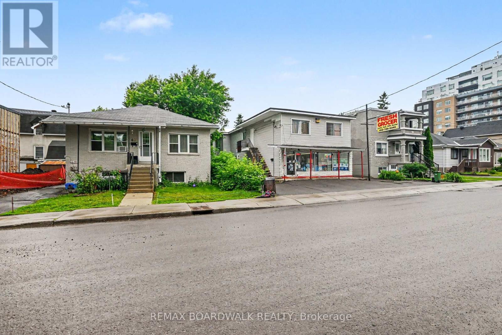40 Jolliet Avenue Property Photo 4