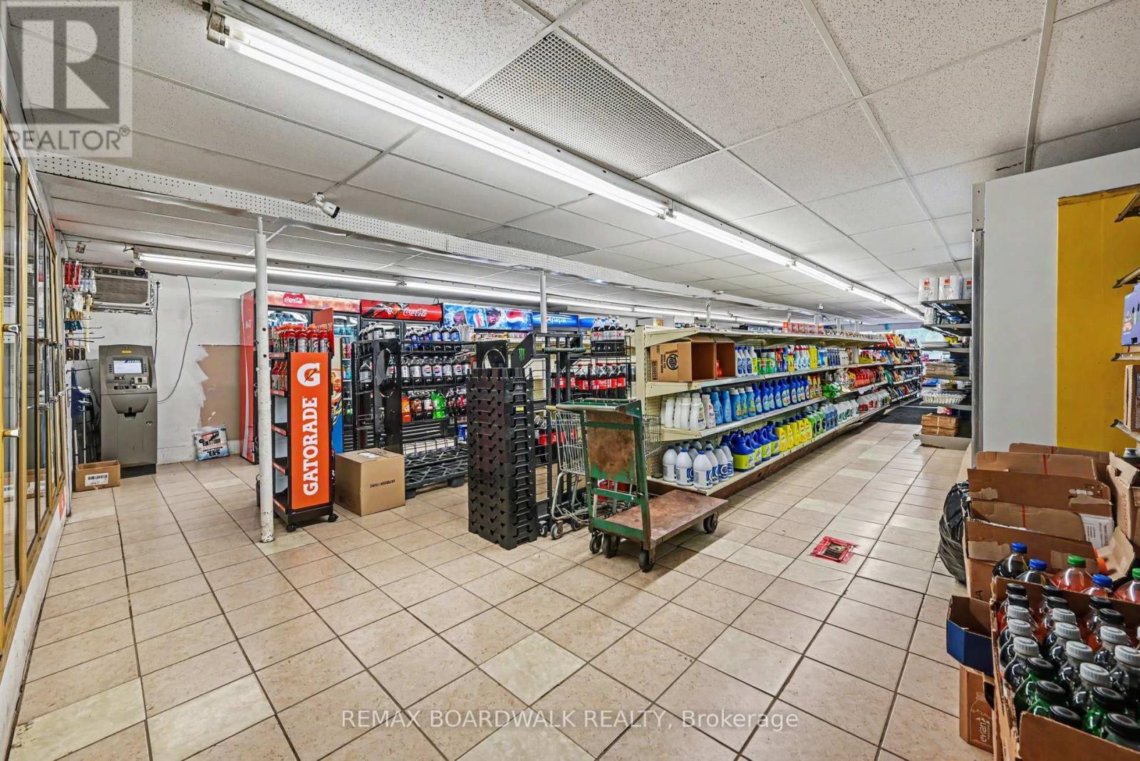 40 Jolliet Avenue Property Photo 5