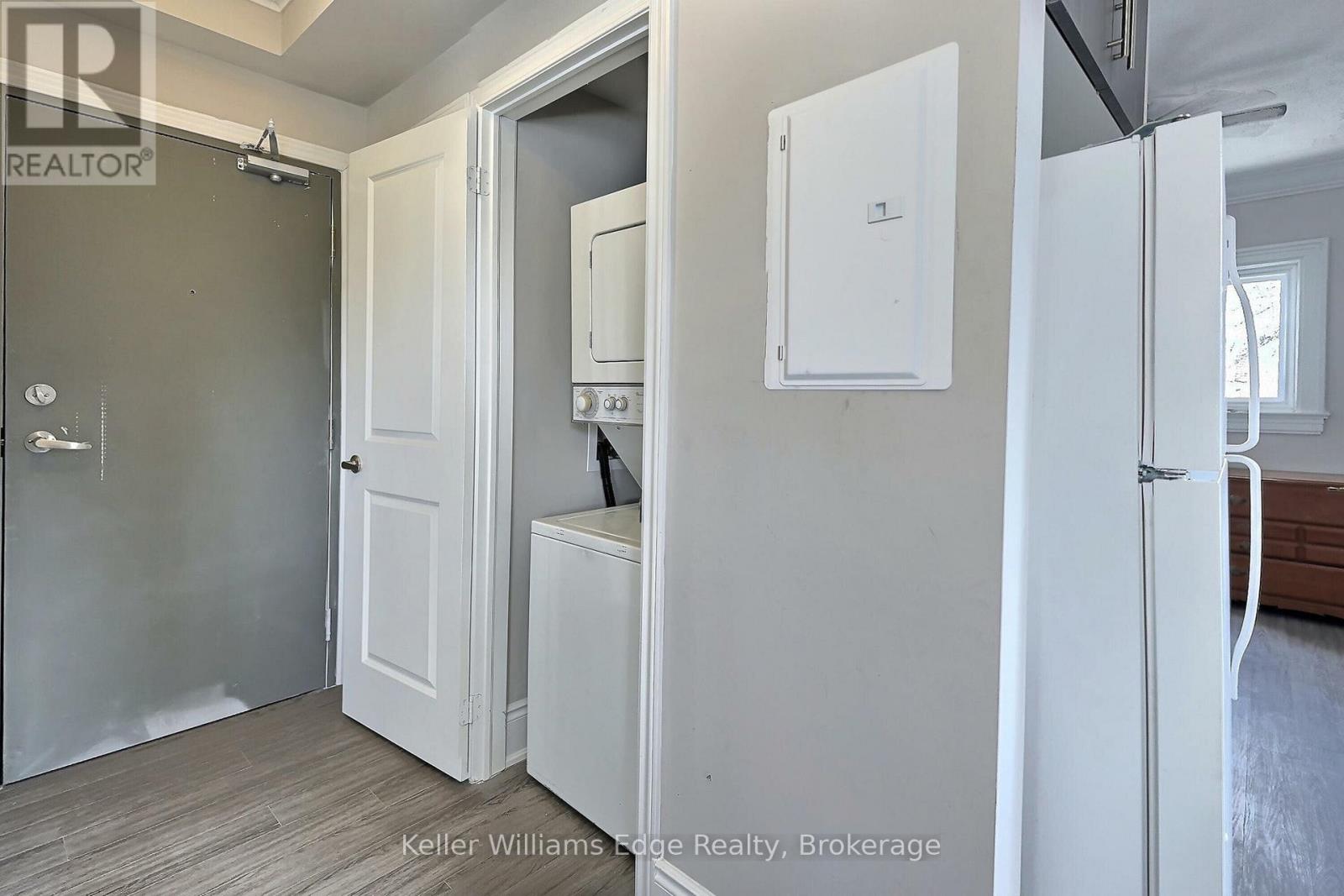 5 - 8 Tisdale Street S Property Photo 7