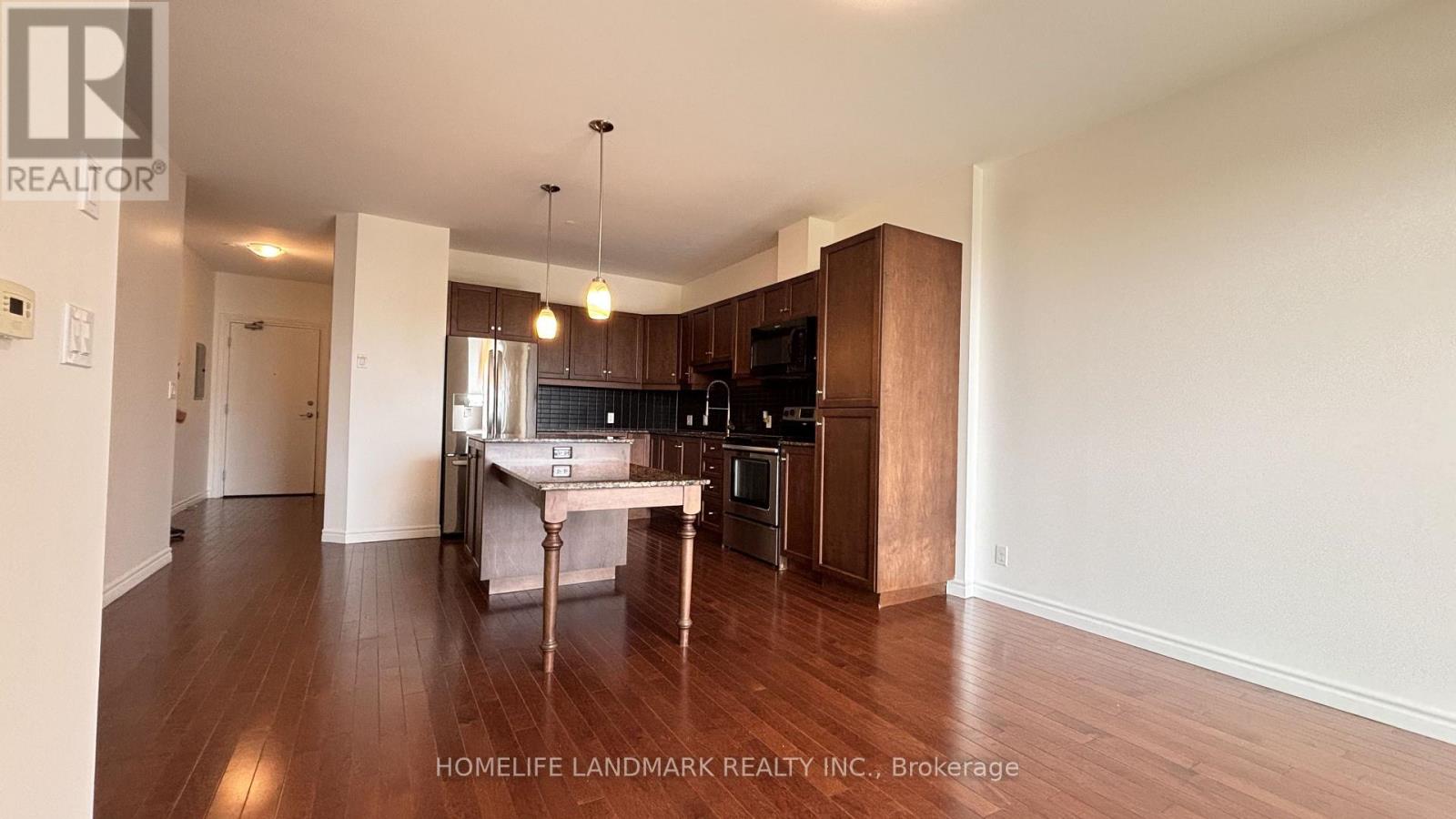 405 - 223 Erb Street W Property Photo 11