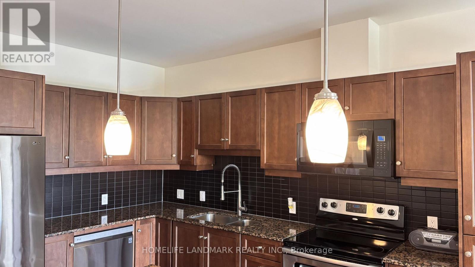 405 - 223 Erb Street W Property Photo 13