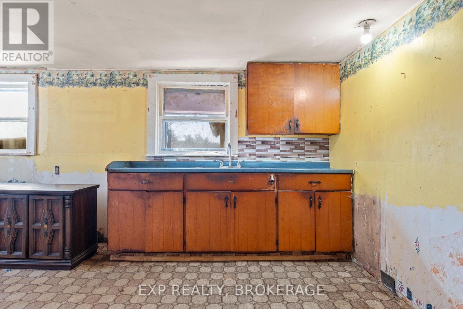1619 County 2 Road Property Photo 9
