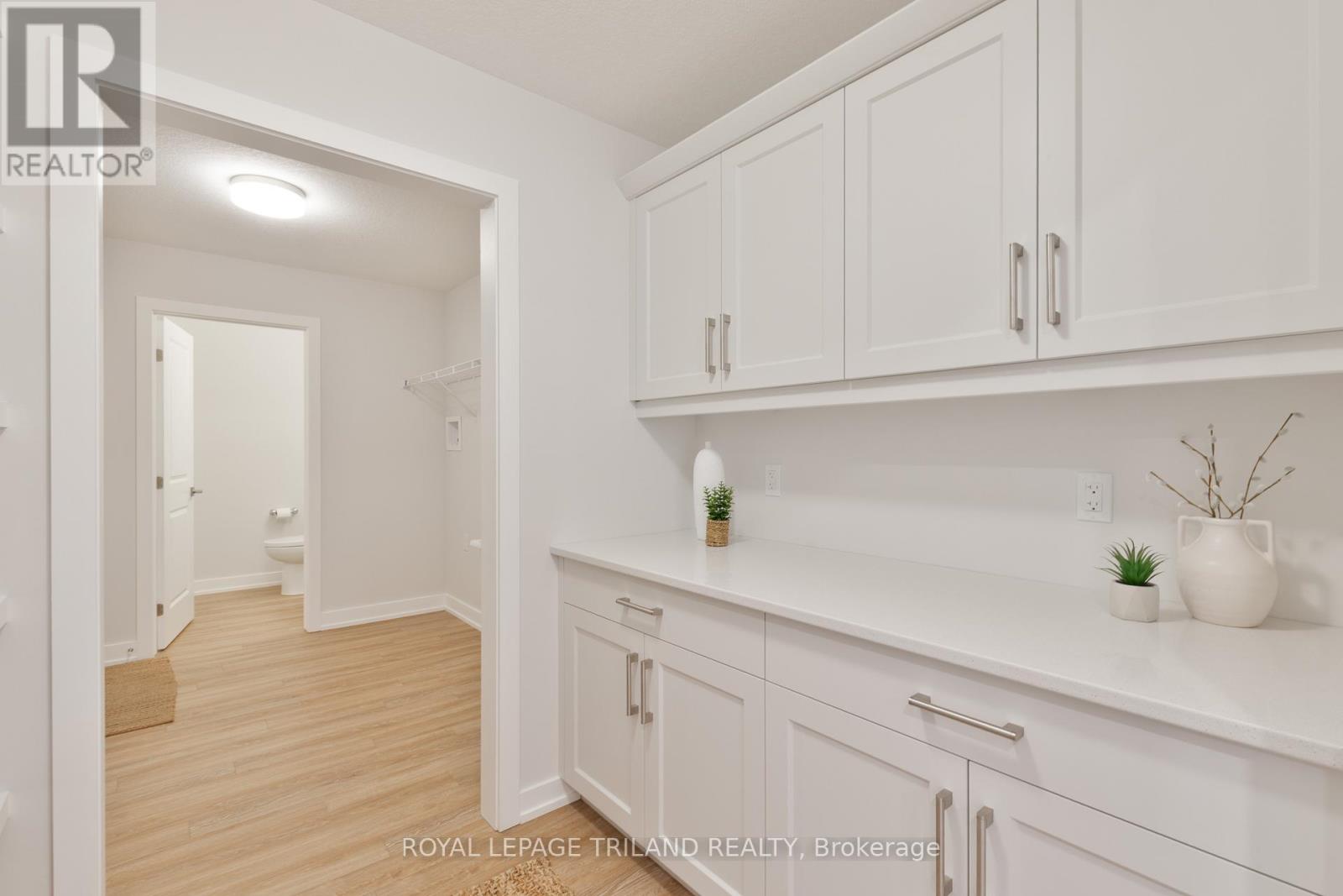 71 Harrow Lane Property Photo 13