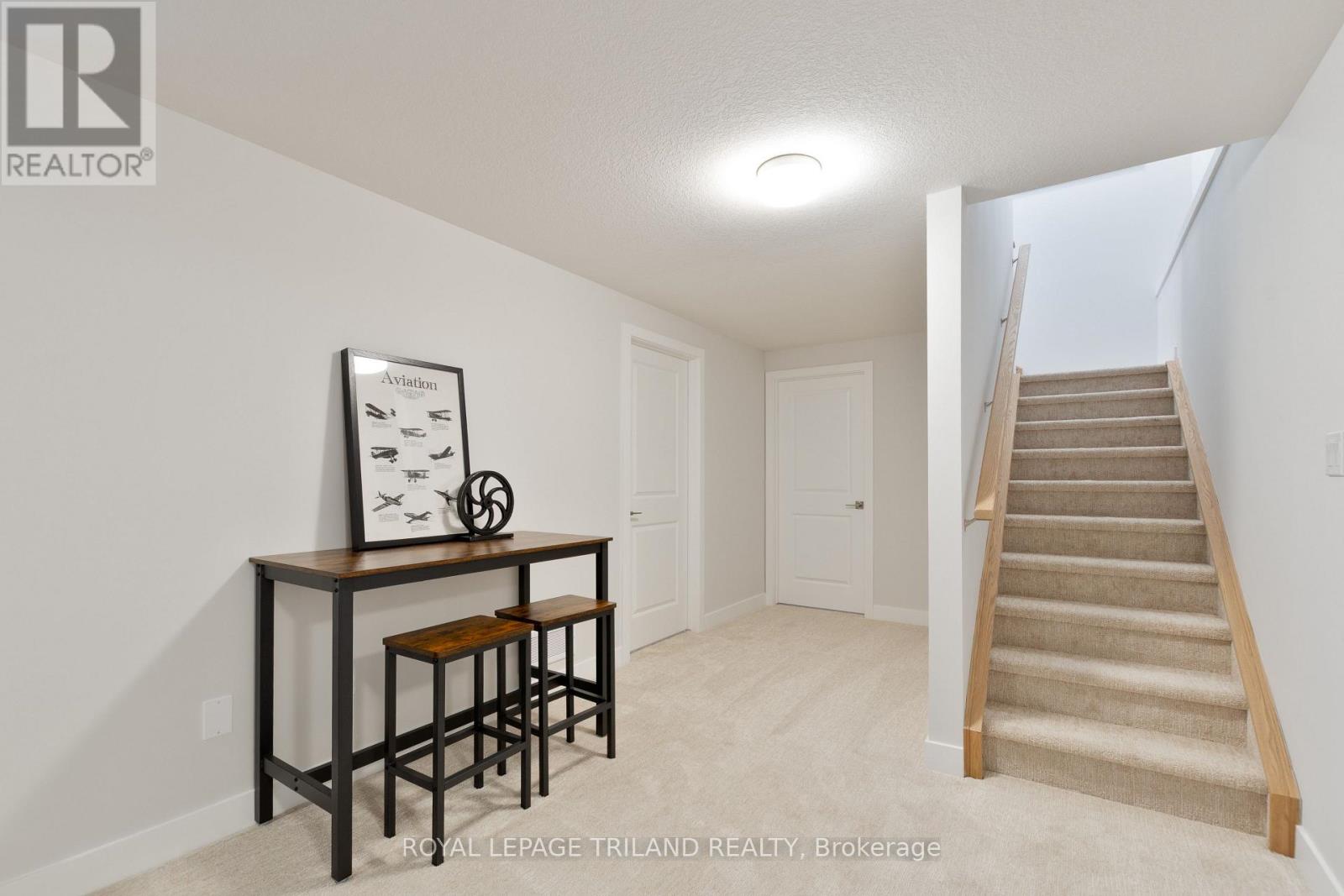 71 Harrow Lane Property Photo 15