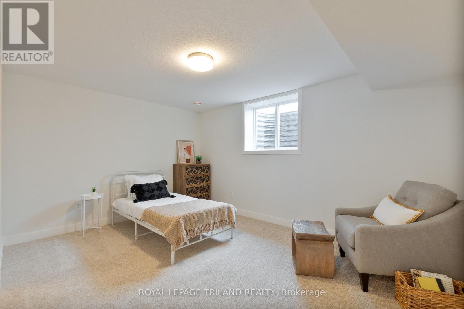 71 Harrow Lane Property Photo 18