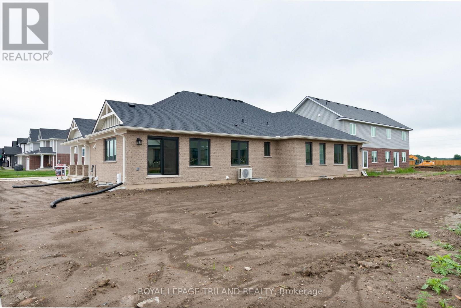 71 Harrow Lane Property Photo 23