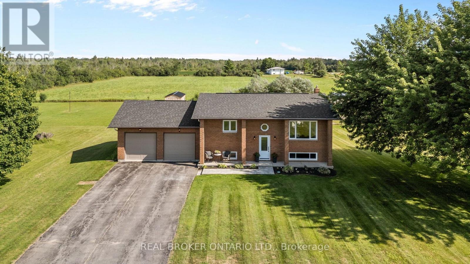 2341 9th Line Road Property Photo 1