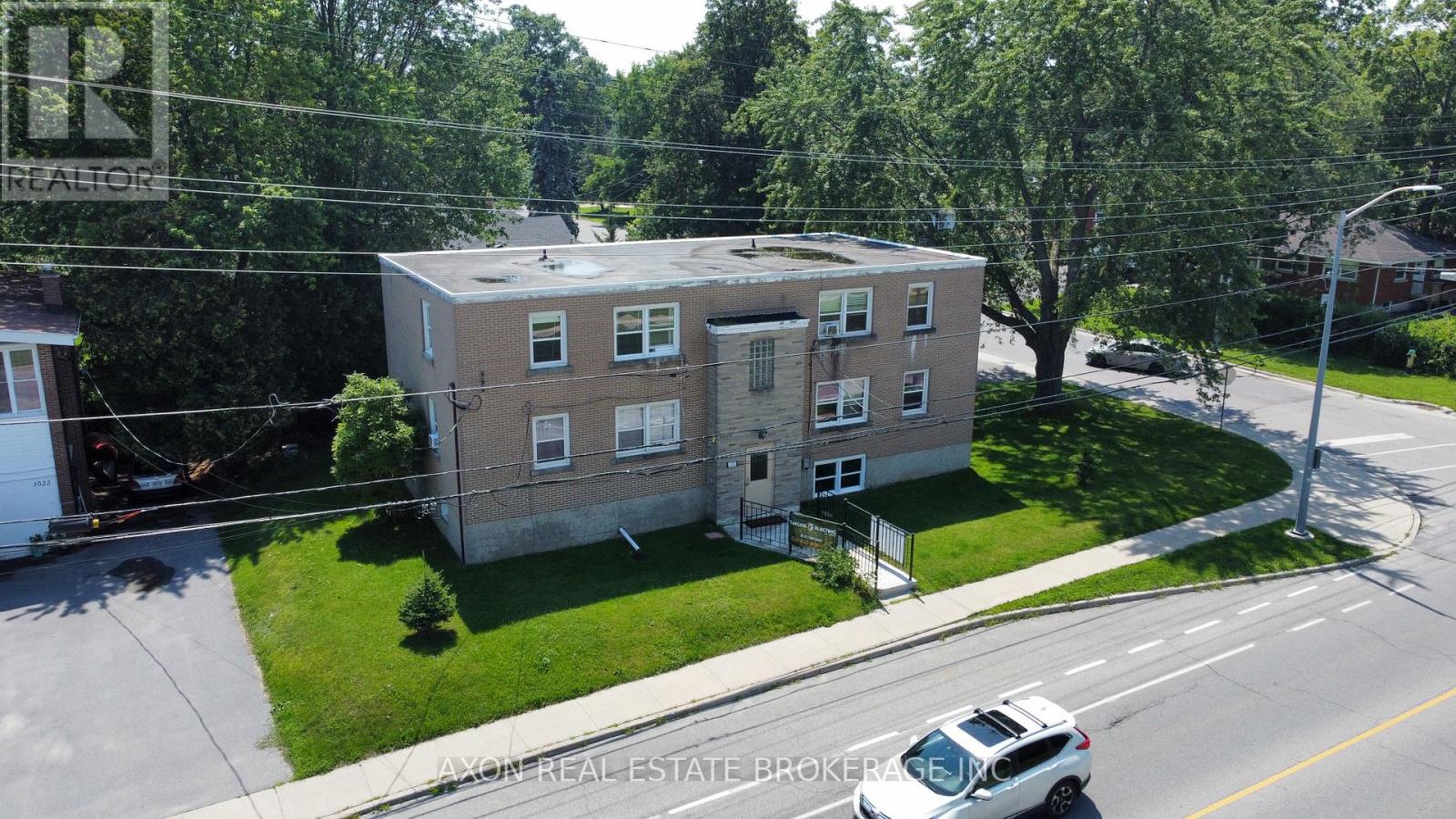 1028 Johnson Street Property Photo 1