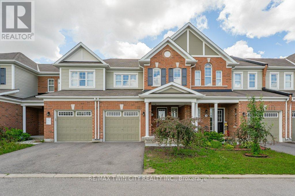 20 - 455 GUELPH AVENUE Property Photo 1