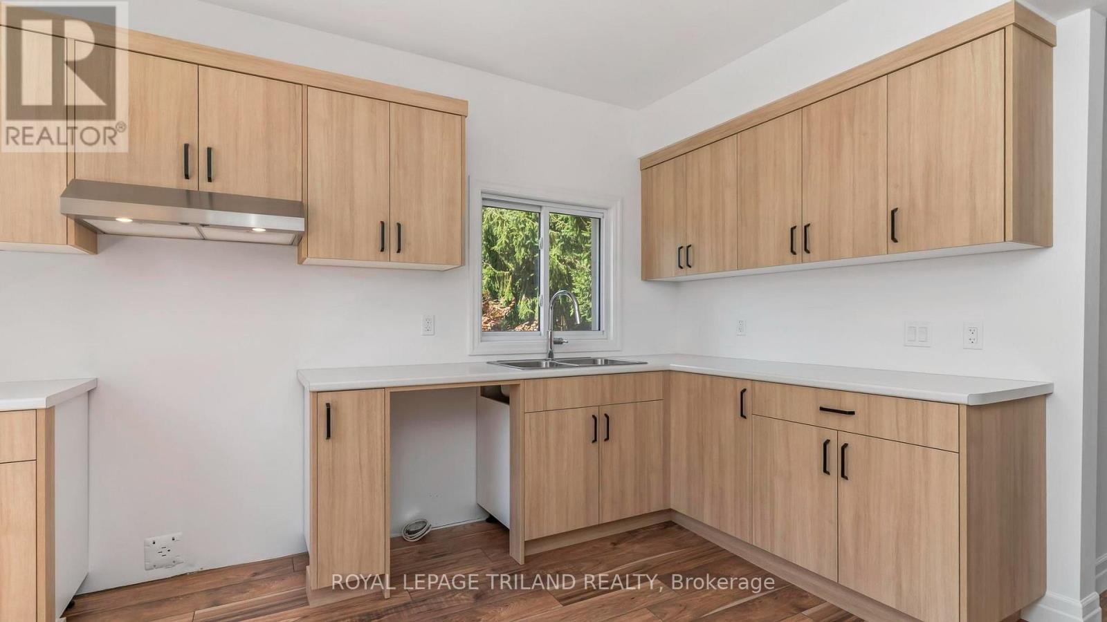 114 Fairview Avenue Property Photo 16