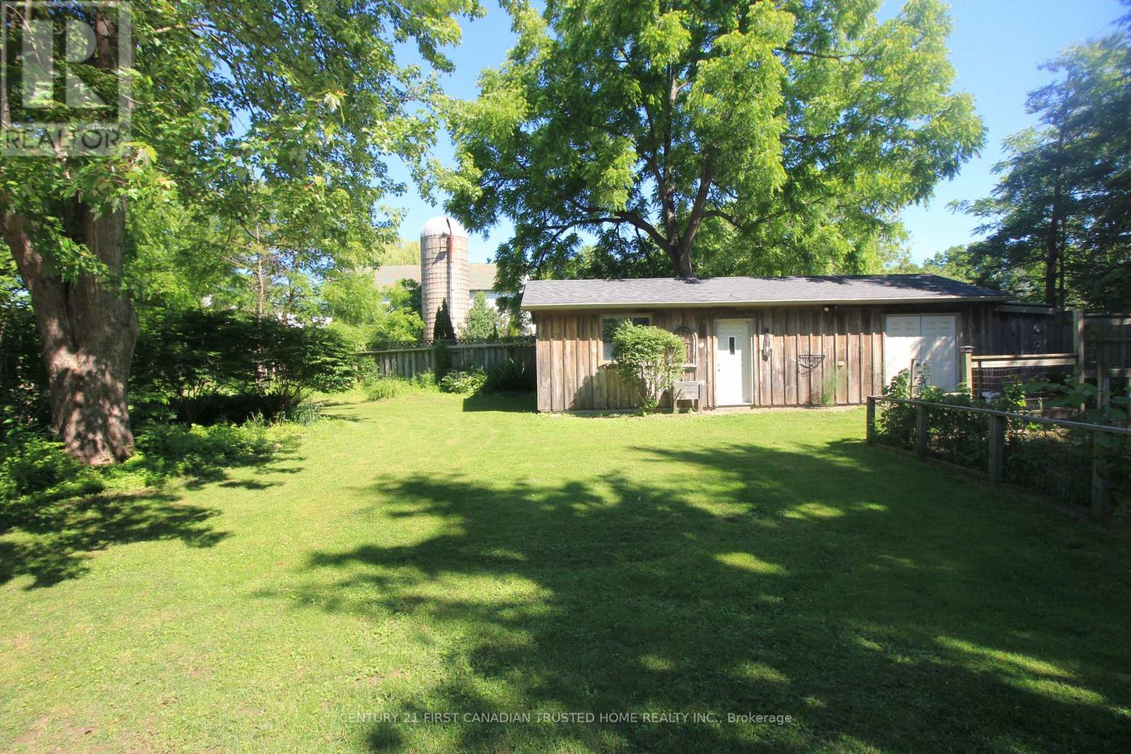 27 Croydon Drive Property Photo 21