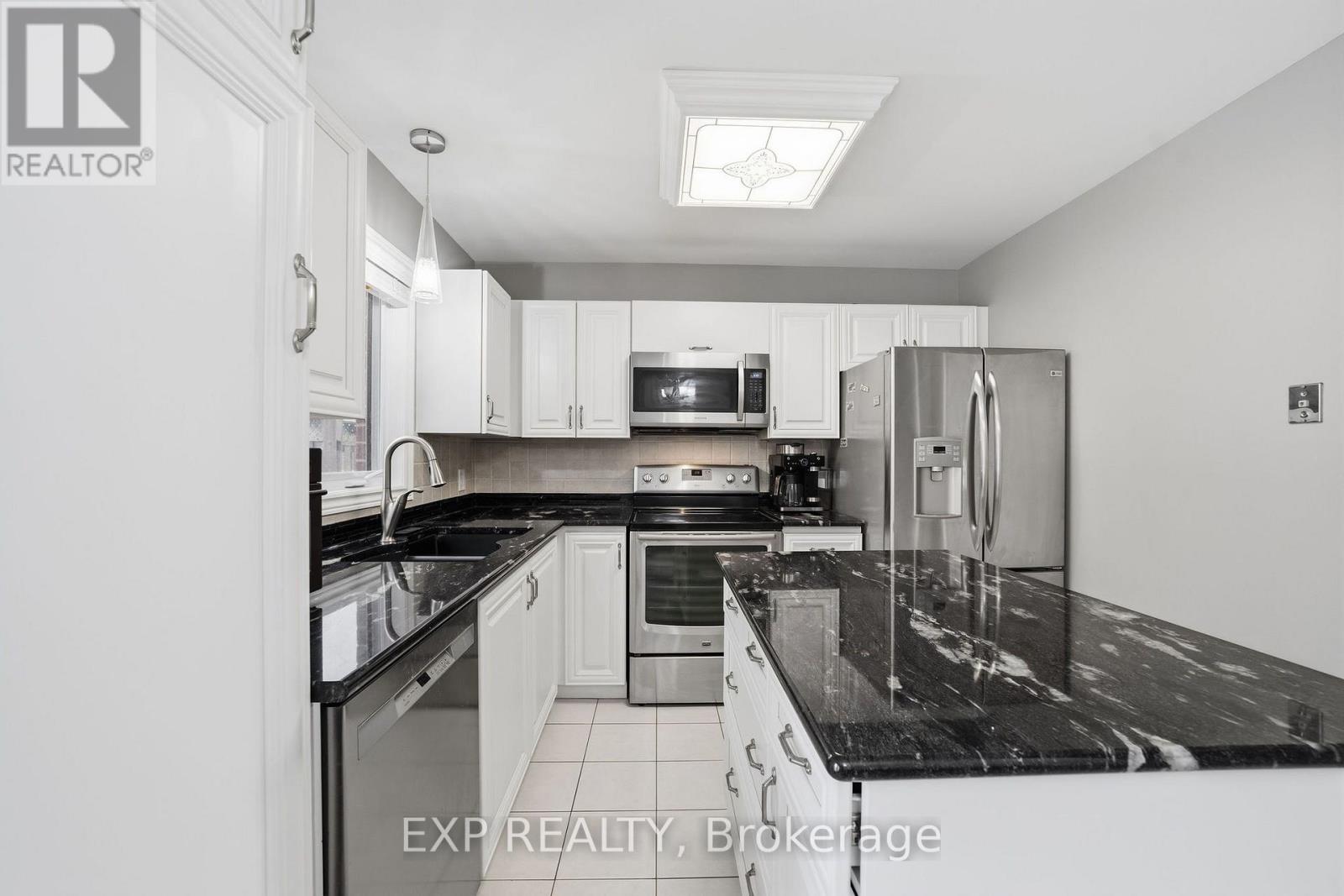 49 - 511 Admiral Drive Property Photo 4