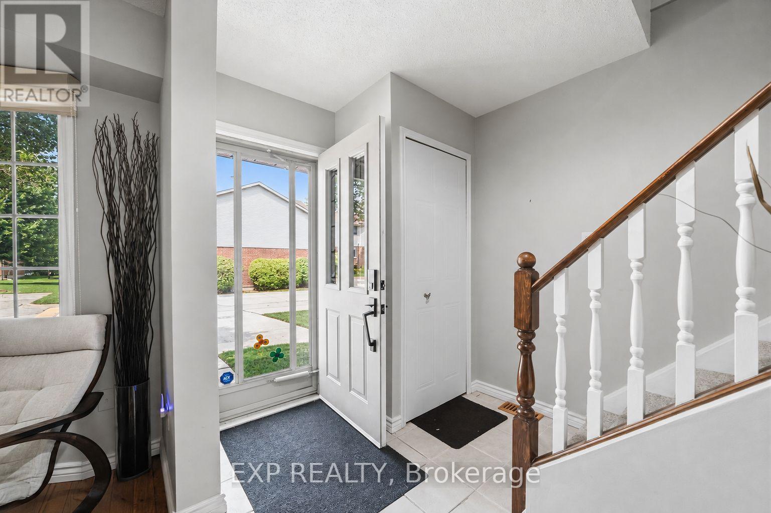 49 - 511 Admiral Drive Property Photo 12
