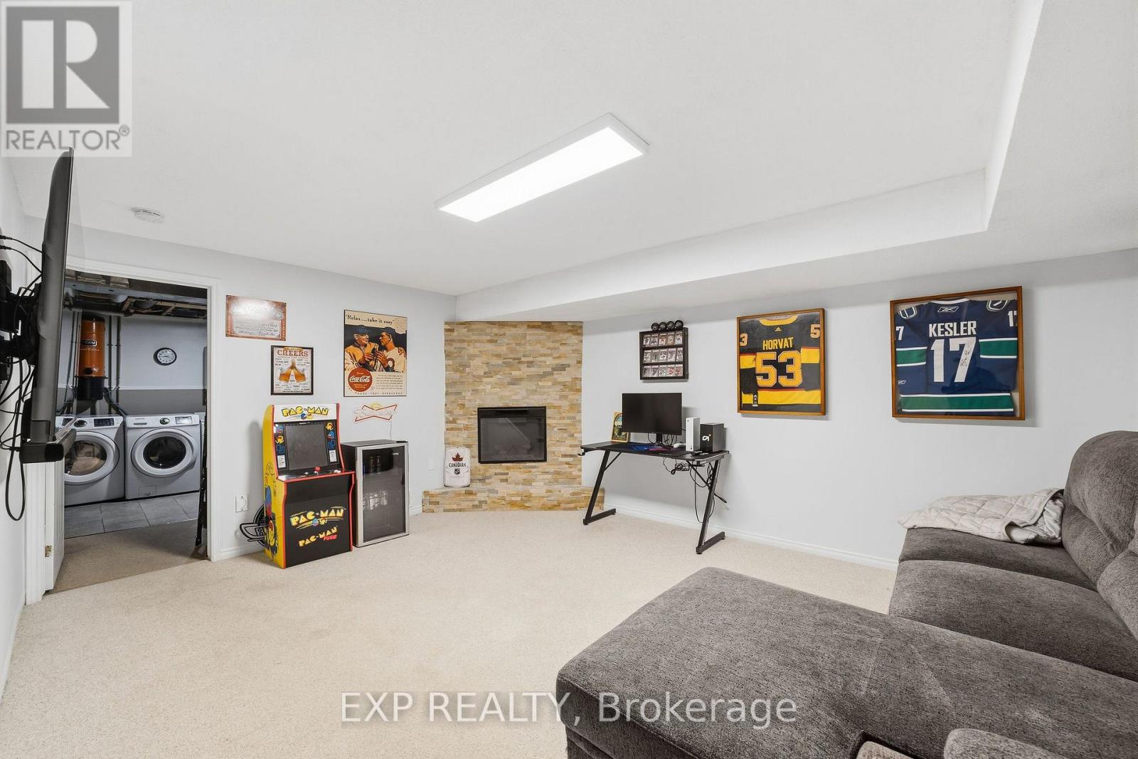 49 - 511 Admiral Drive Property Photo 18